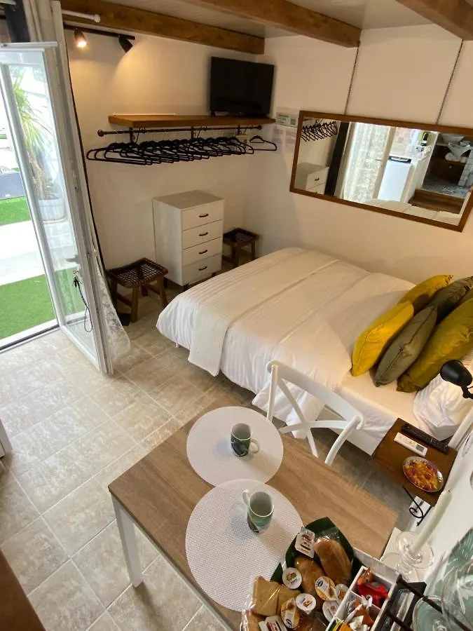 La Casetta Al Poetto Κάλιαρι Bed and Breakfast
